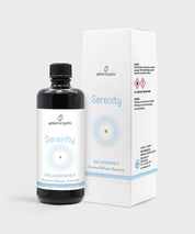 Schwarze ProEnergetic Aroma Diffuser Essence Serenity Flasche neben weißer Produktverpackung mit blauem Akzent, Produktname Serenity und Etikettendetails sichtbar