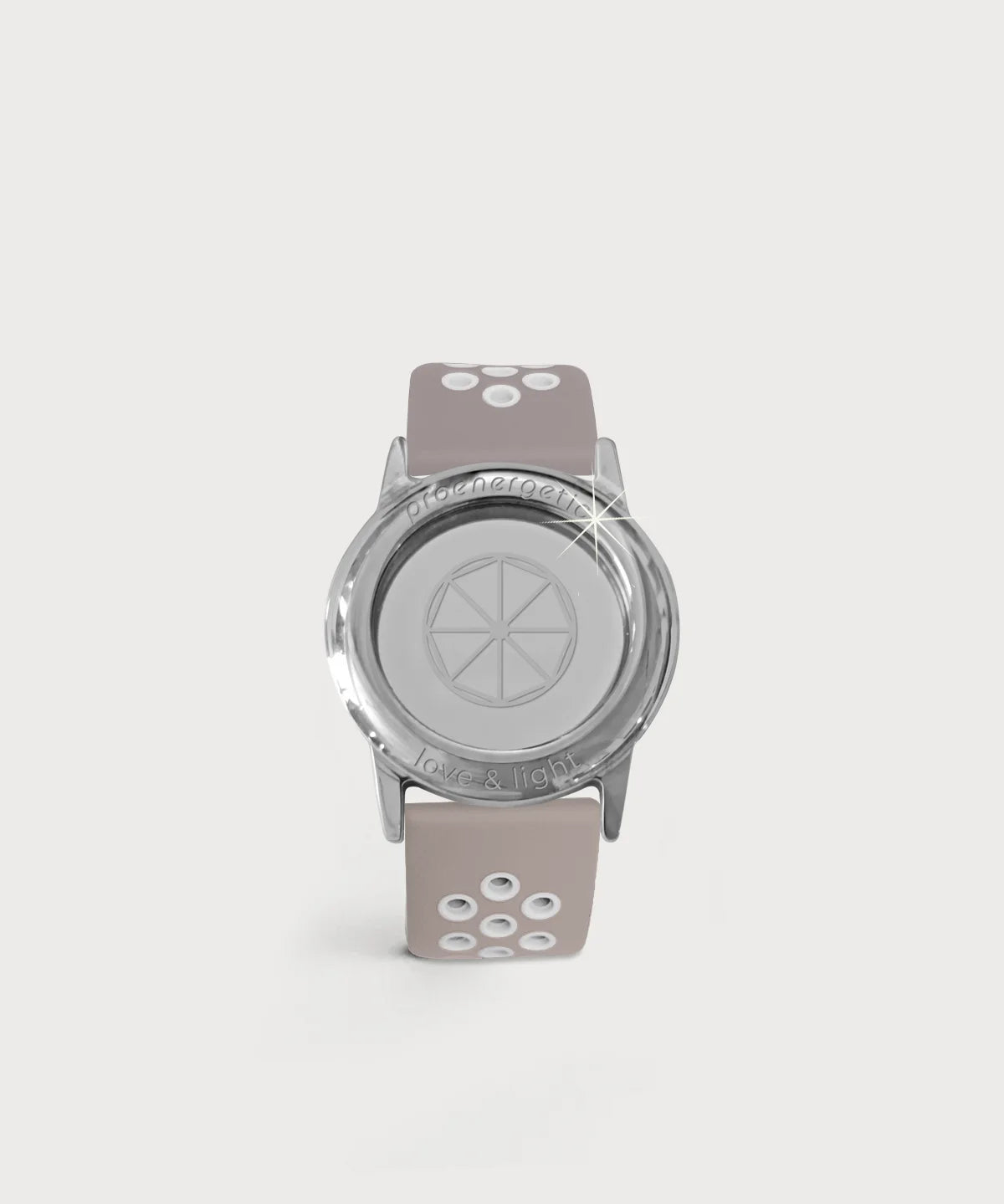 Armband mit beigefarbenem Band und silbernem Gehäuse, mit runden Applikationen am Armband sowie Gravur proenergetic und love & light auf hellem Hintergrund.