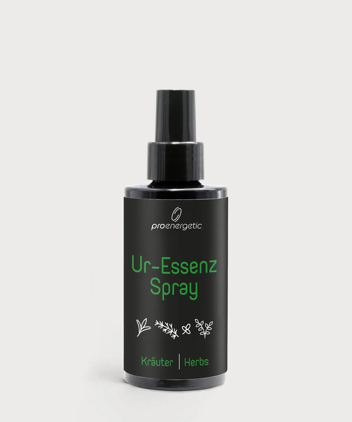 Dunkle Sprühflasche mit schwarzem Etikett und Aufschrift Ur-Essenz Spray Herbs.