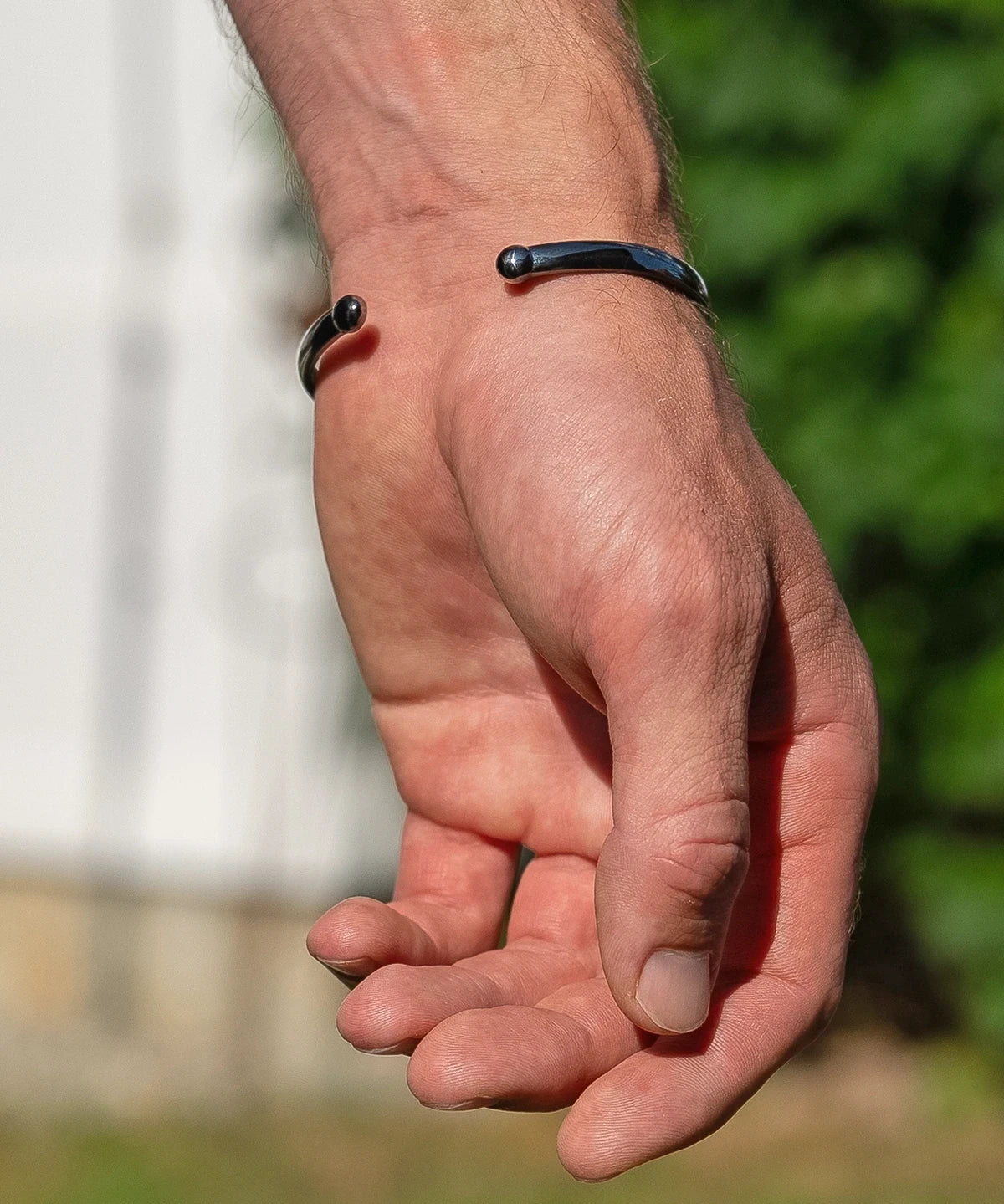 Vitality Bangle hematite L