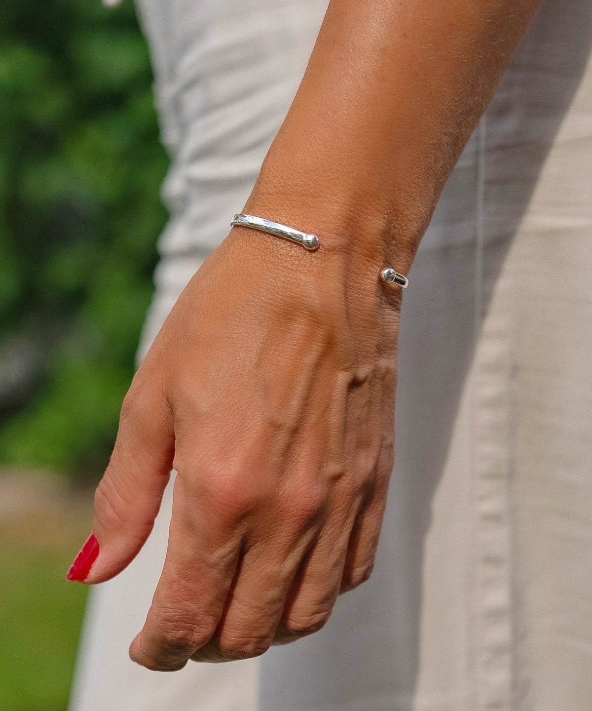 vitality-bangle-silver-proenergetic.webp